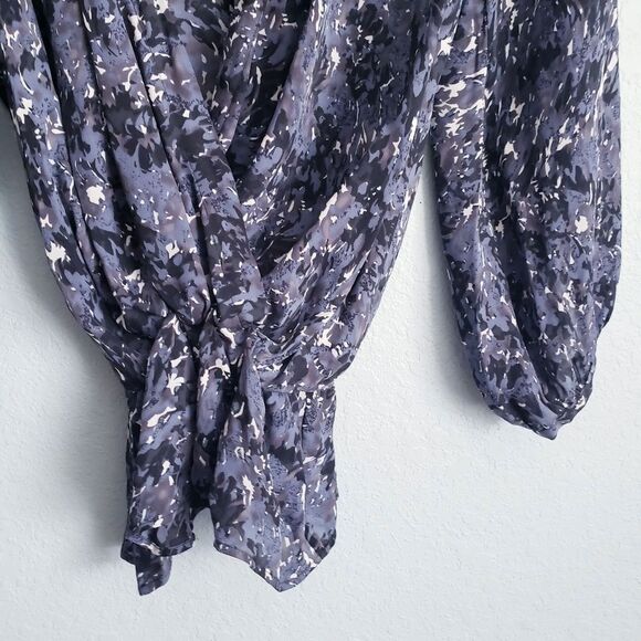 Joie Vivette Abstract Blue Silk Wrap Blouse - Picture 3 of 7